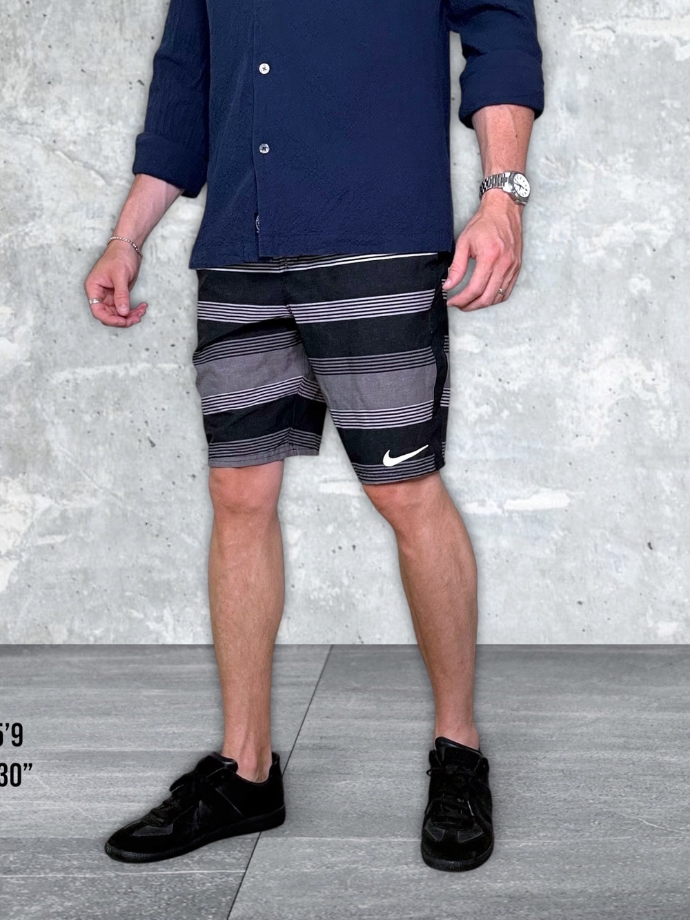 Nike Woven Striped Athletic Shorts - Picture 2 of 6